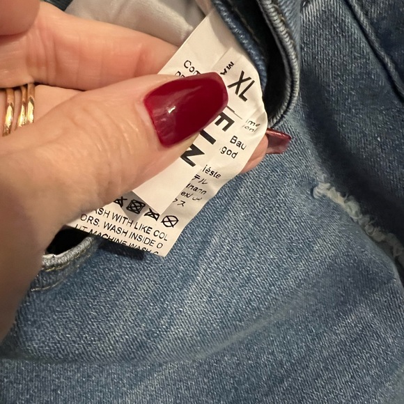 SHEIN Mens Distressed Jeans - Picture 6 of 9